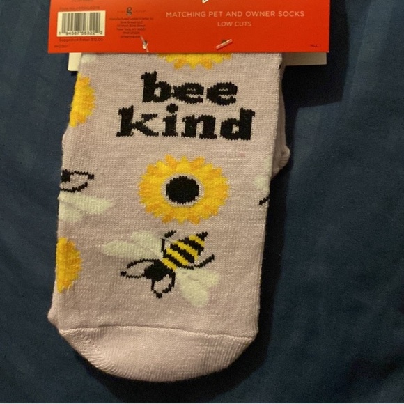 Bundle of 2 Sets Matching Pet and Owner Socks & Bows Zebra Bees Sunflowers NWT - Picture 7 of 8